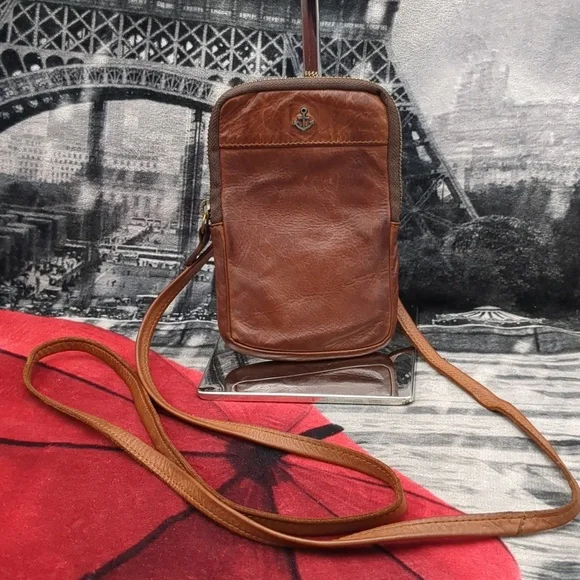 Harbor 2nd Leather Crossbody - Picture 3 of 9